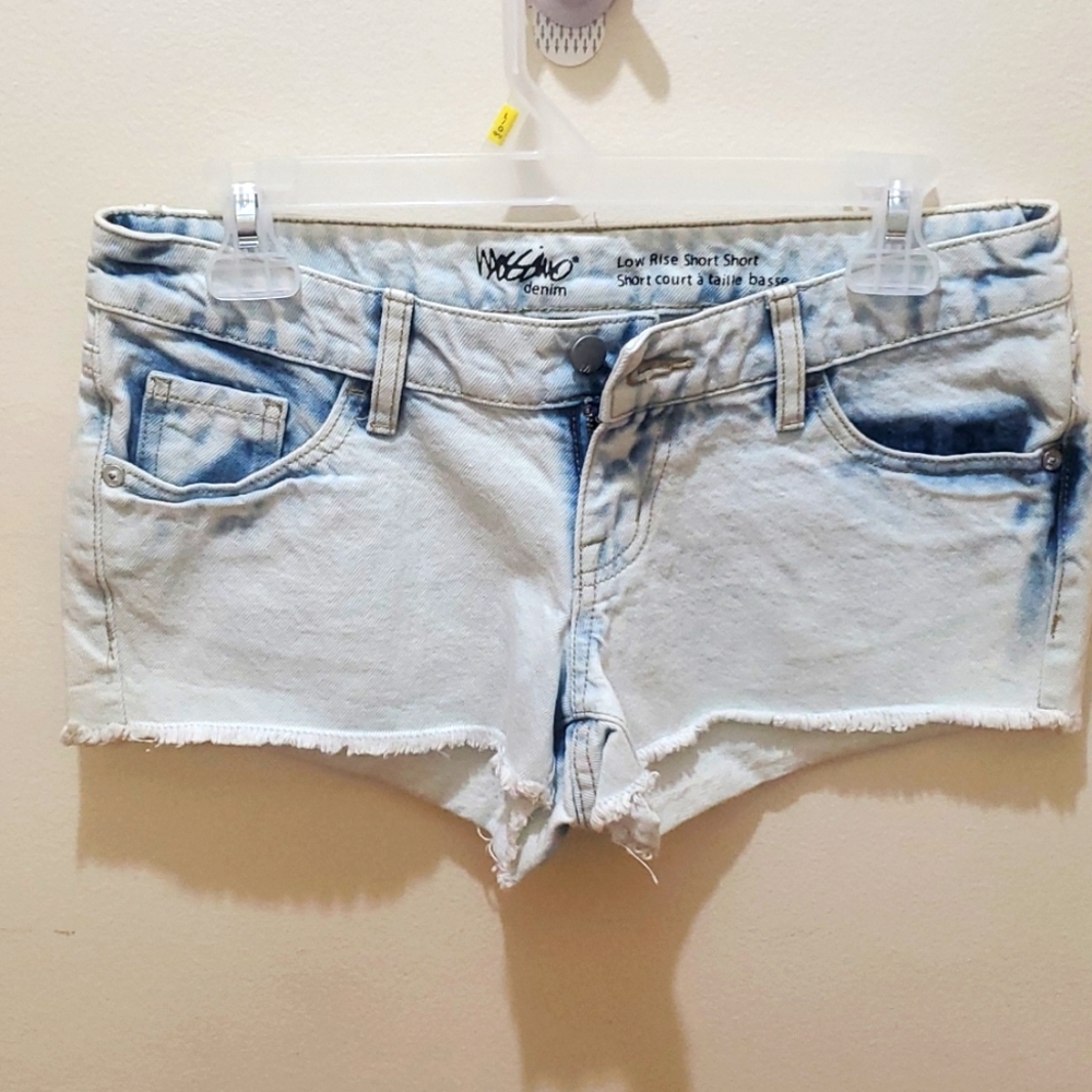 Distressed Jean shorts